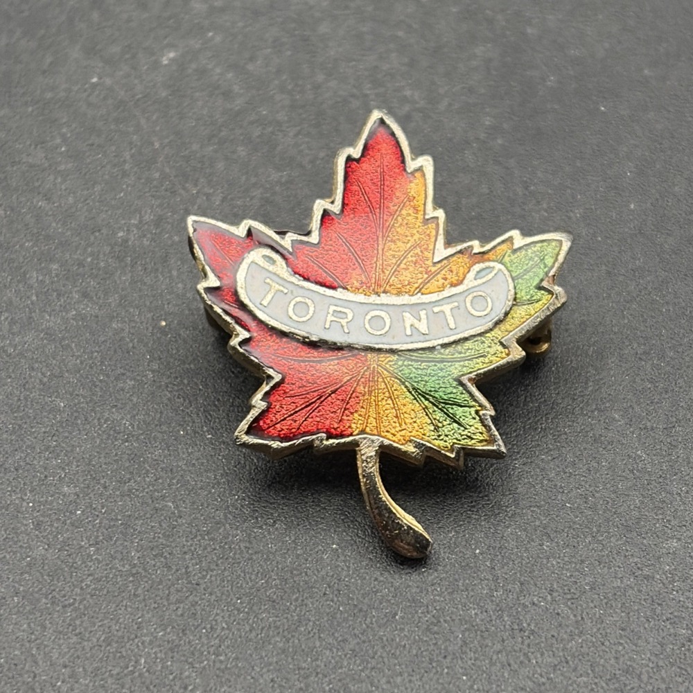 Toronto Canada Canadian Maple Leaf Lapel Hat Pin Souvenir‎ Travel Red Gold Green